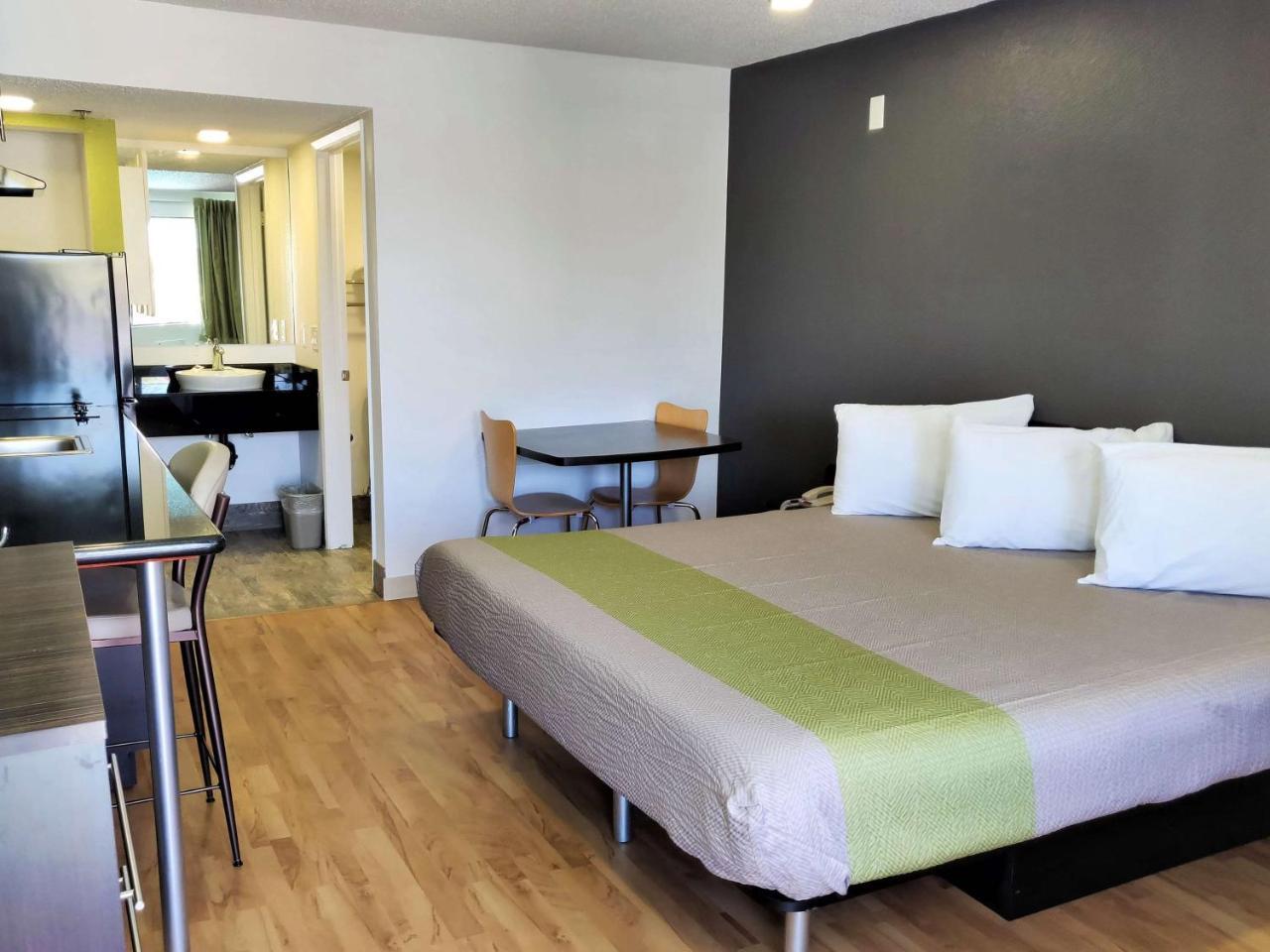 Studio 6-Fresno, Ca - Extended Stay Pinedale Exterior foto